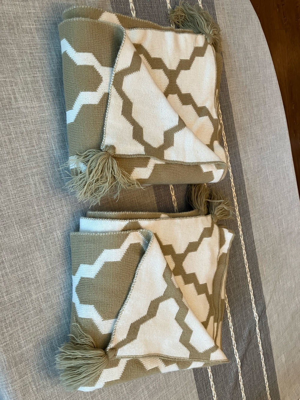 Pottery Barn Camel & Ivory Geometric Knit Throw Blanket - Picture 7 of 13